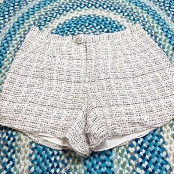Haute Hippie Shorts - Picture 6 of 10